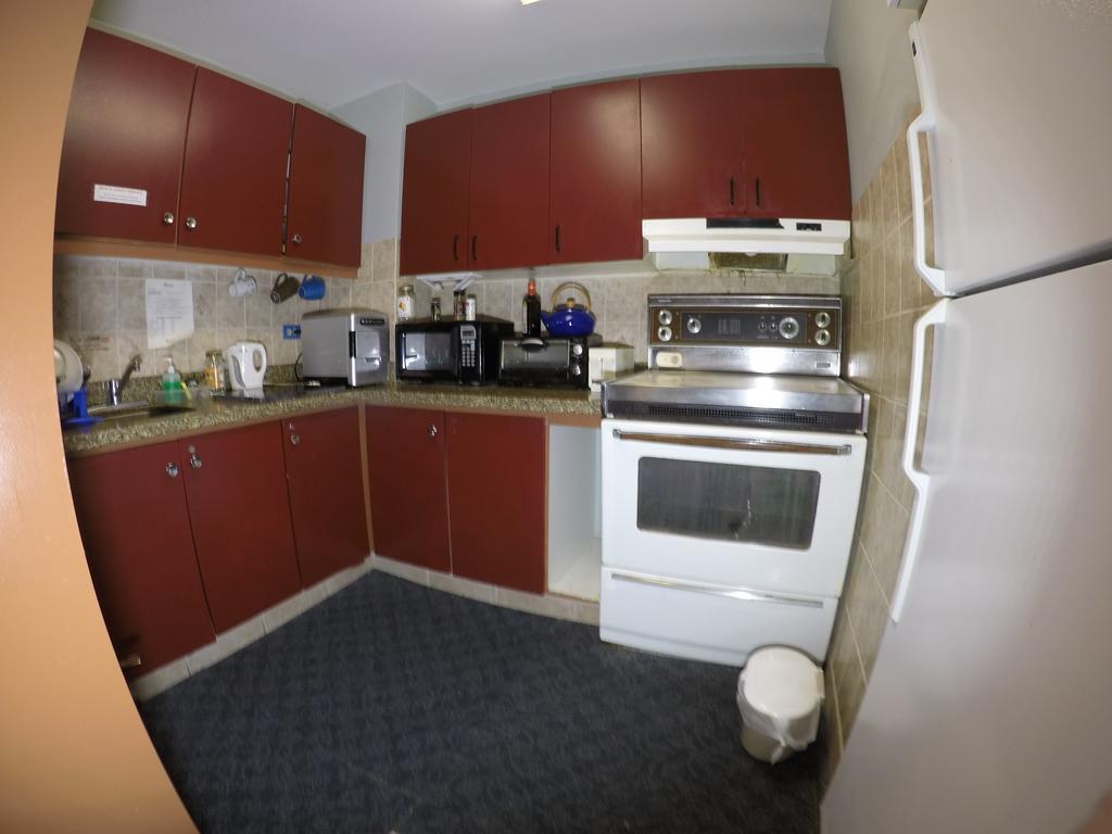 Saint Lawrence Residences And Suites Торонто Экстерьер фото