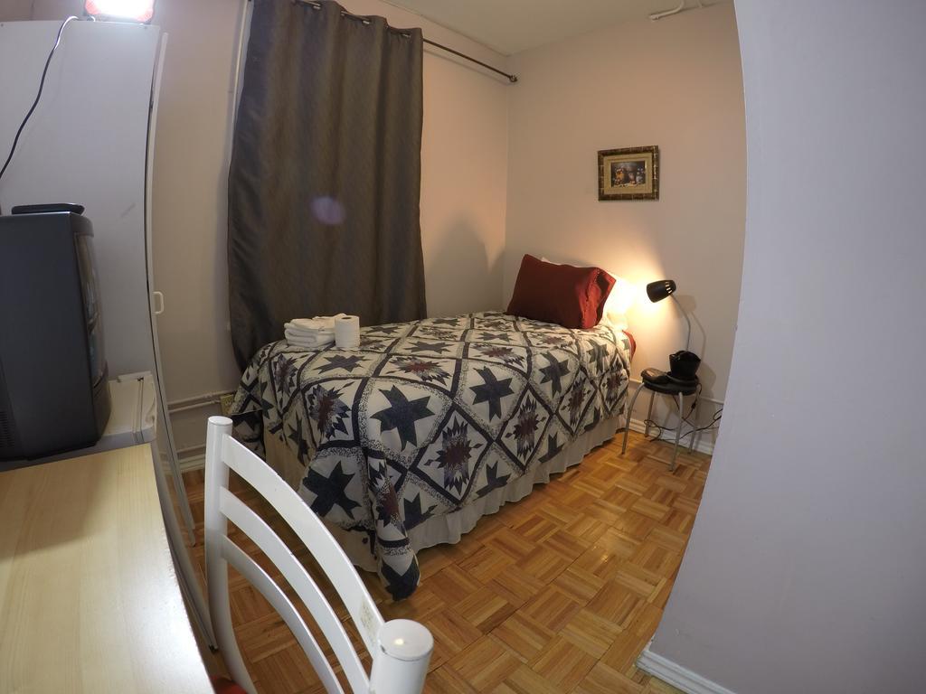 Saint Lawrence Residences And Suites Торонто Экстерьер фото