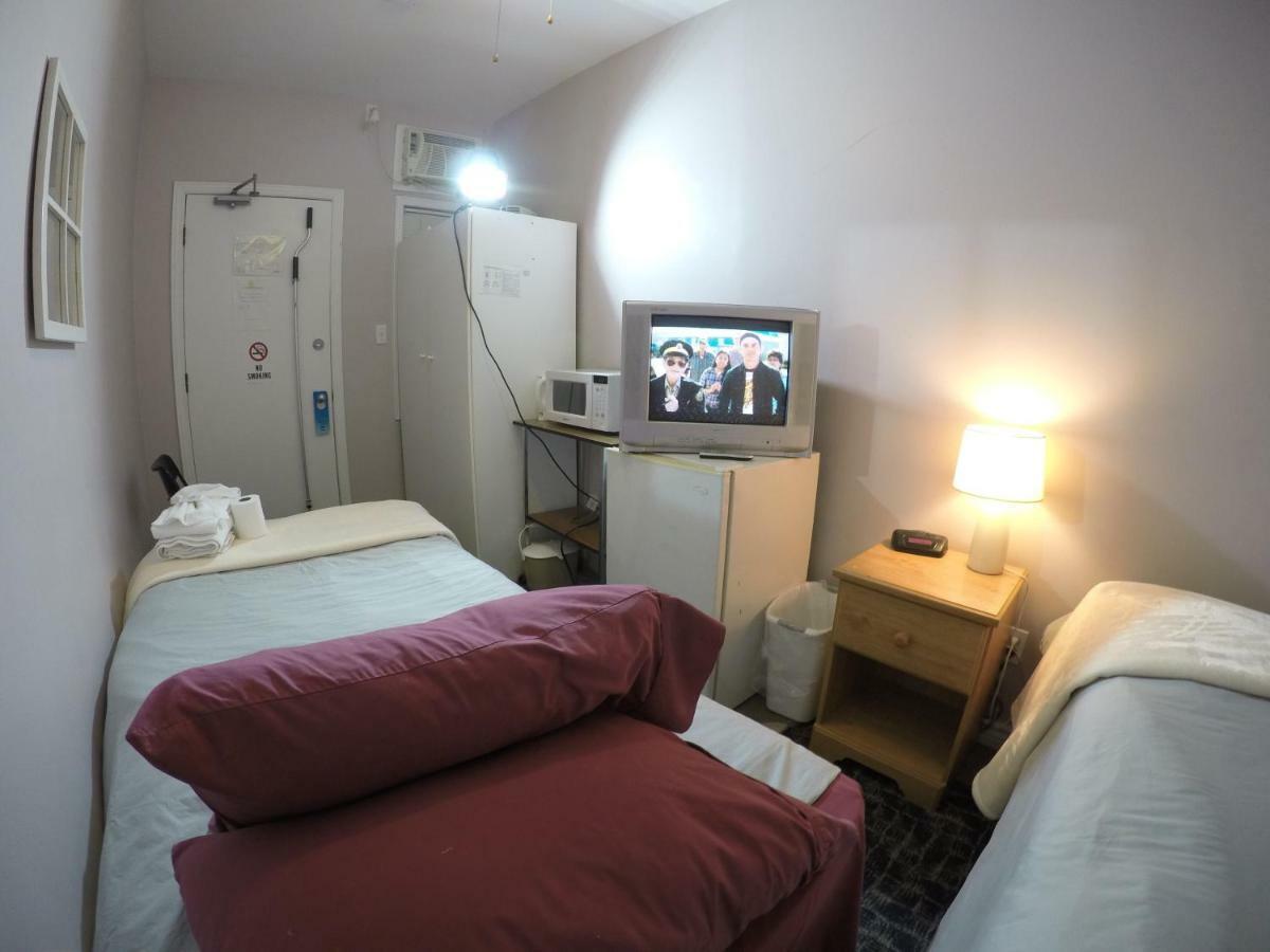 Saint Lawrence Residences And Suites Торонто Экстерьер фото